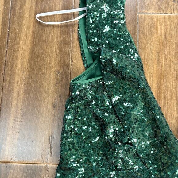 NWT Lulu's Green Sequin Deep V Neck Tank Crop Top Ruffle Hem Sleeveless Bralette - Picture 5 of 13